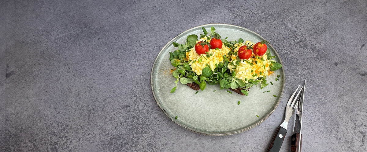Äggsallad deluxe med curry och keso